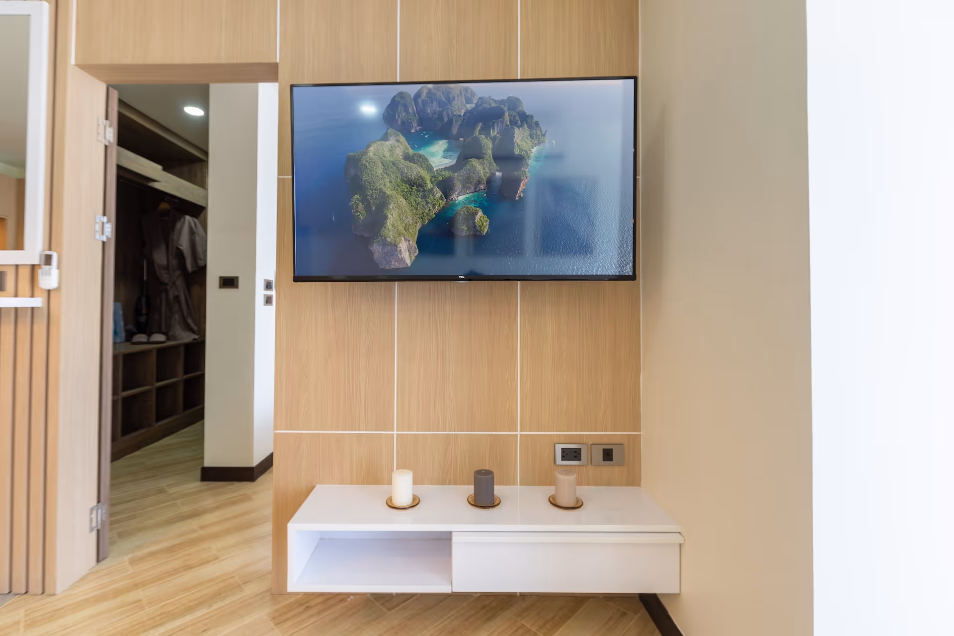 Calypso garden residences 301