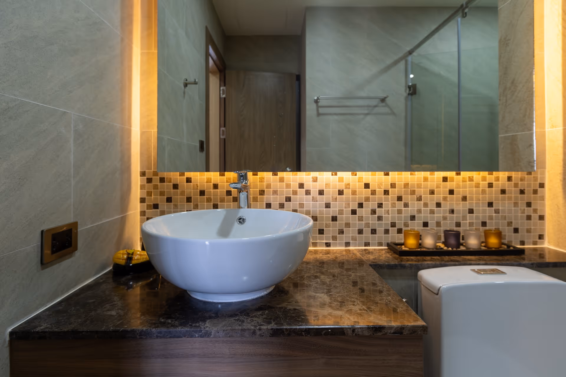 Calypso garden residences 301