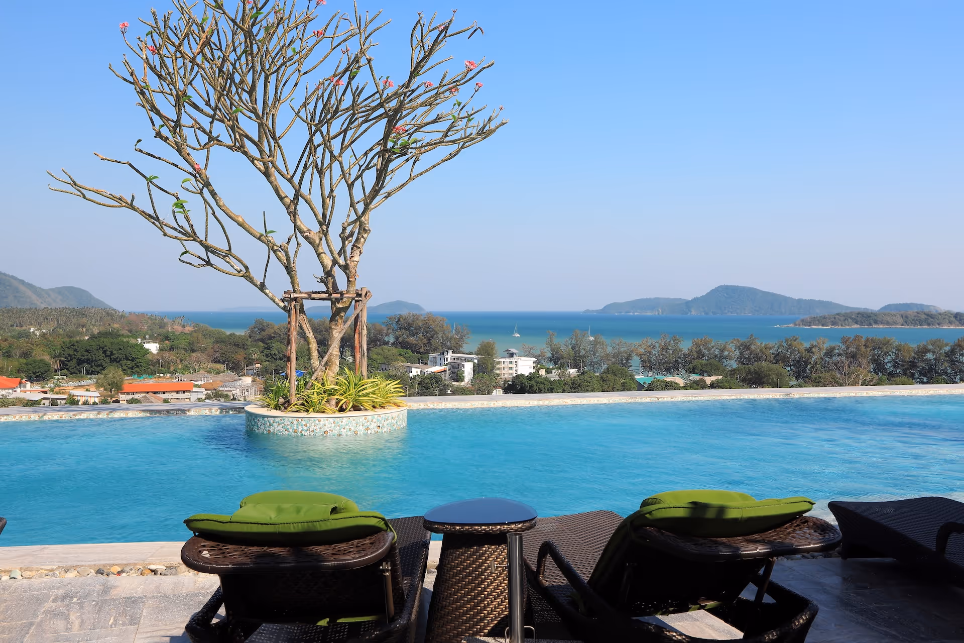 Calypso garden residences 401