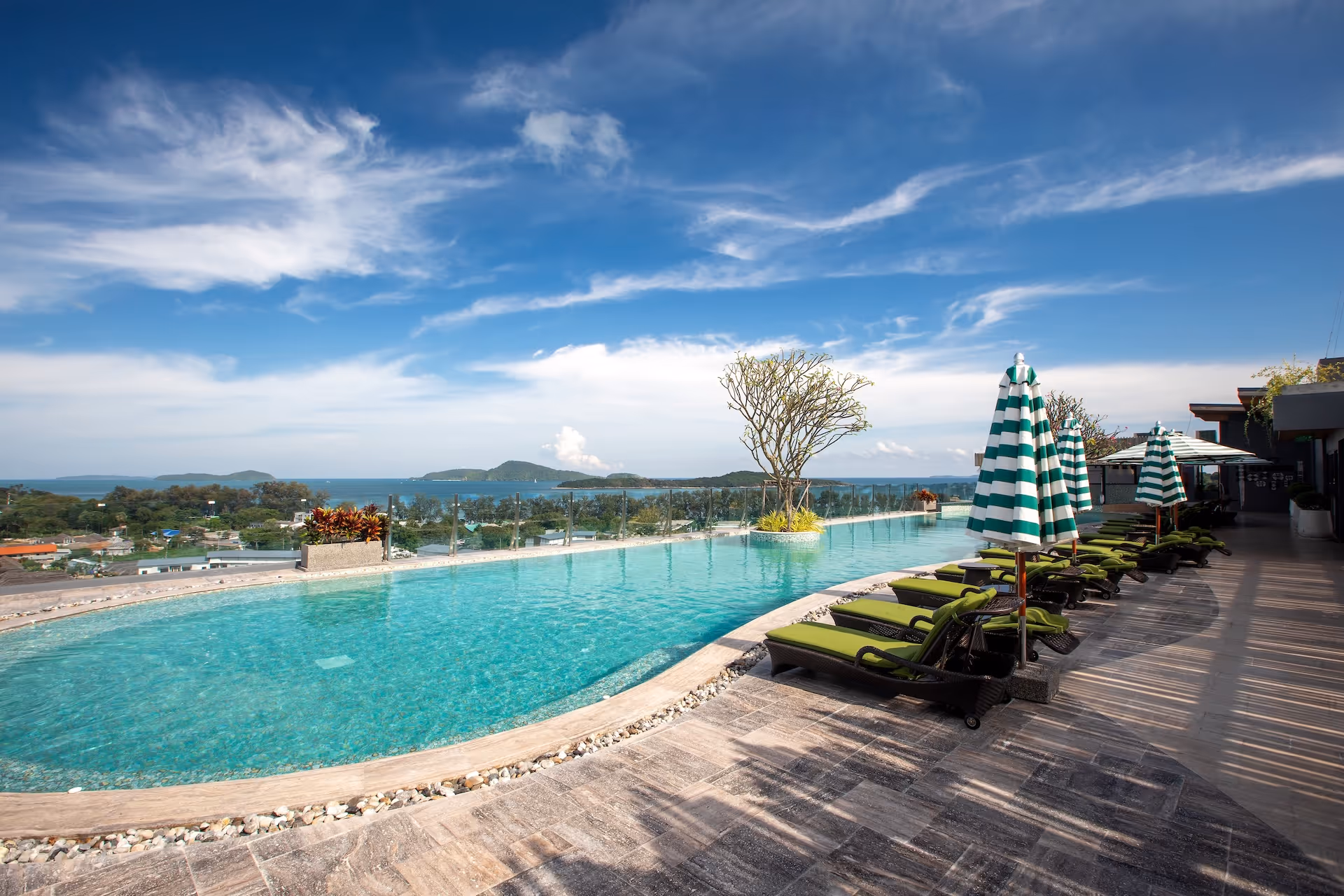 Calypso garden residences 401