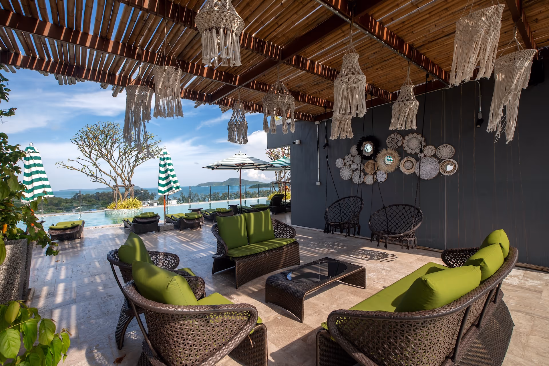 Calypso garden residences 401