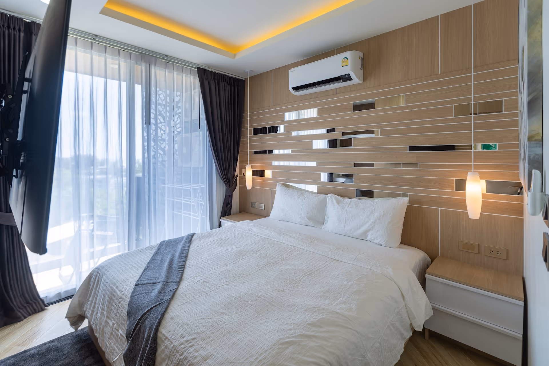 Calypso garden residences 405