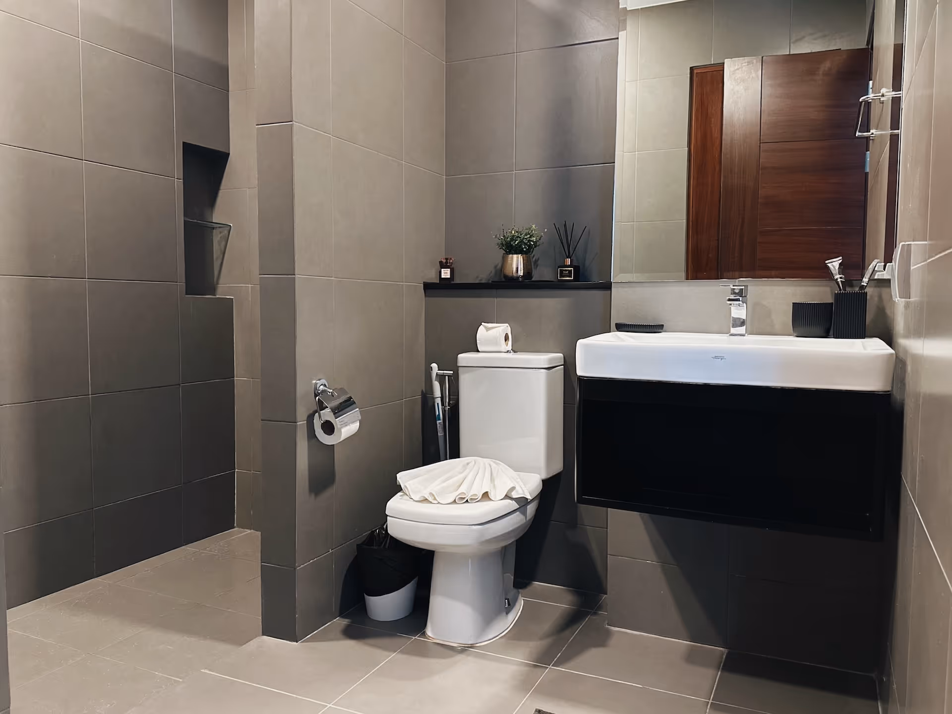 Utopia Naiharn 408