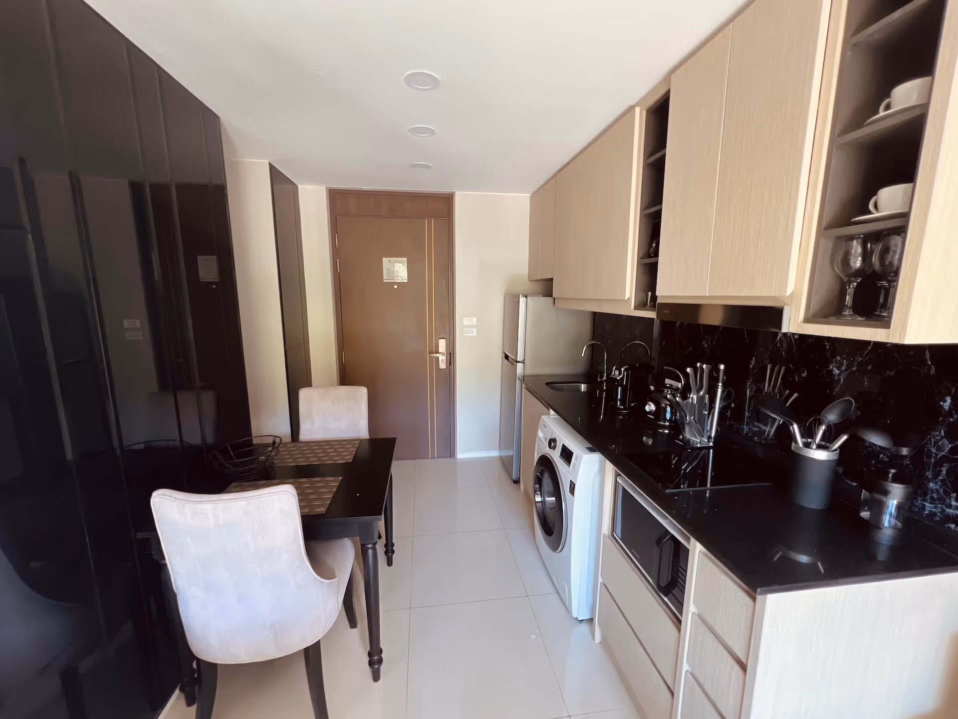 Mida Grande Condo (Panora) F709
