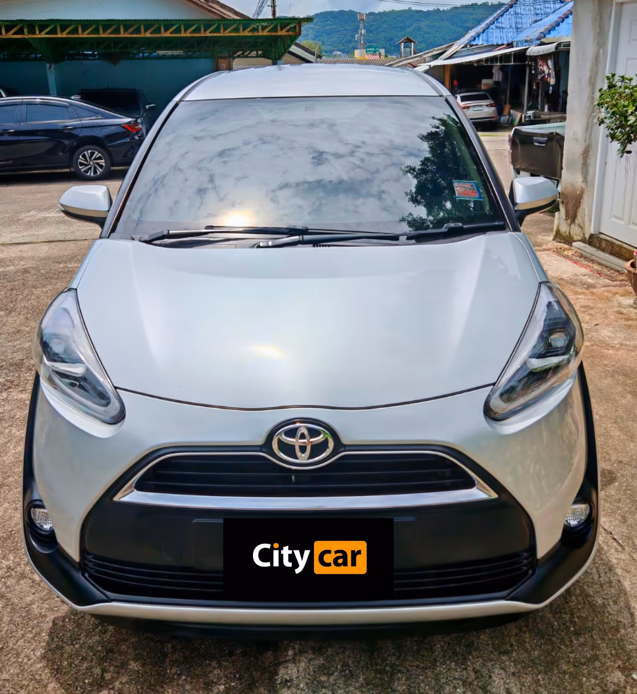 Toyota Sienta