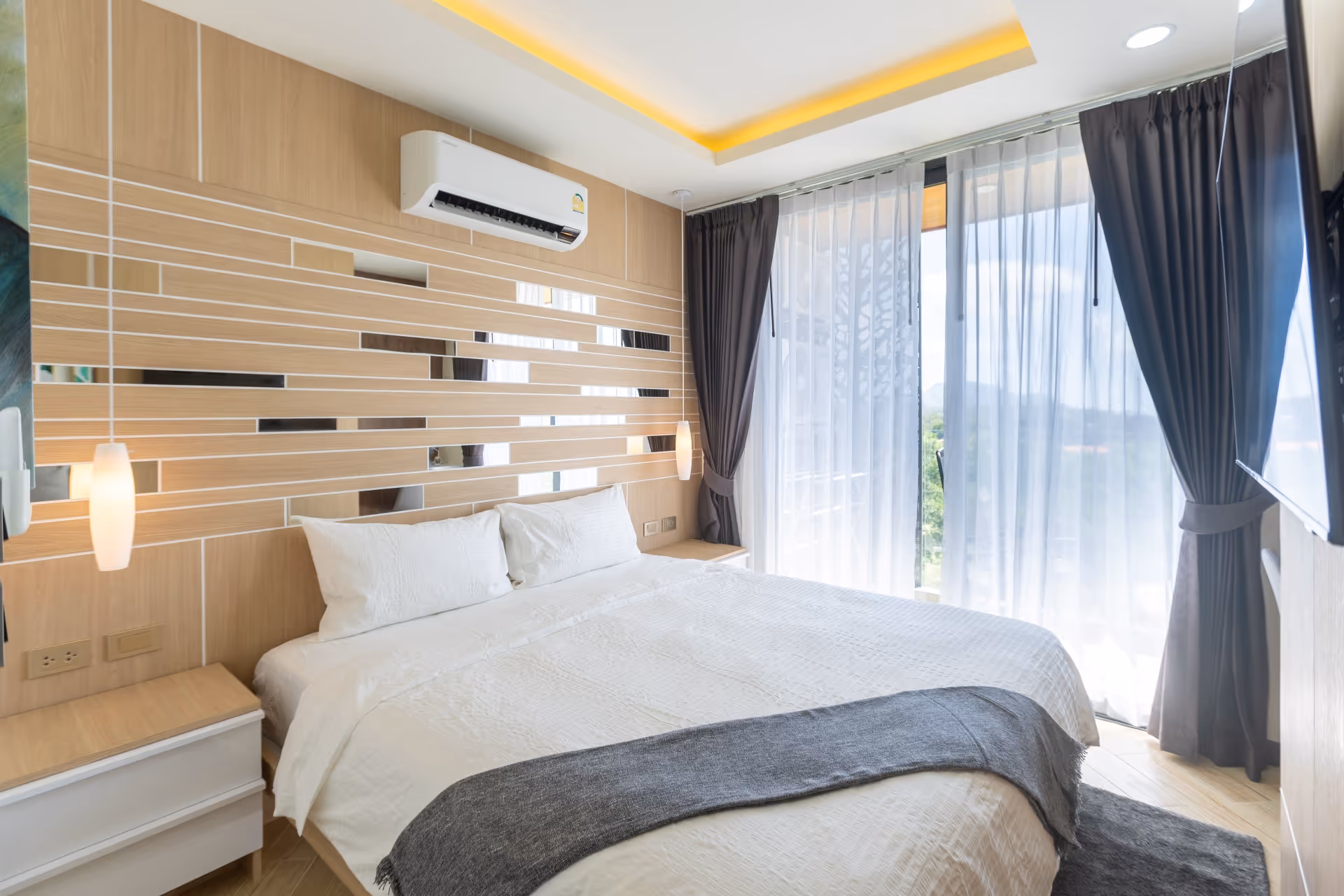 Calypso garden residences 407