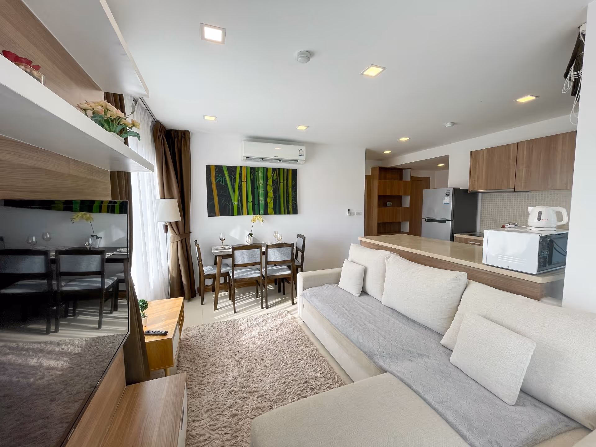 Calypso Condominium (Naiharn) 706