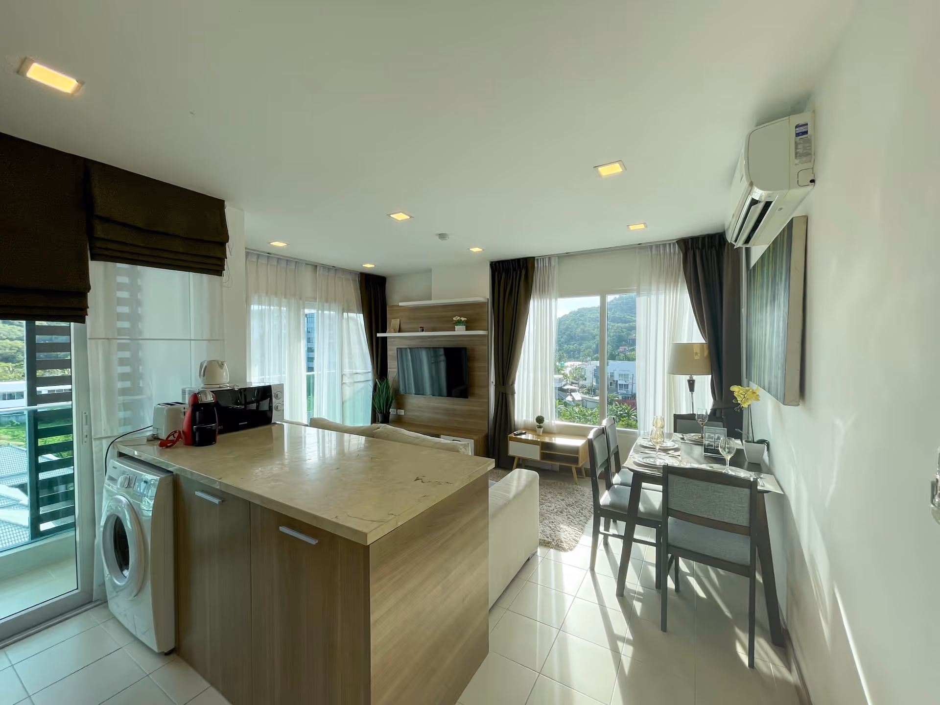 Calypso Condominium (Naiharn) 706