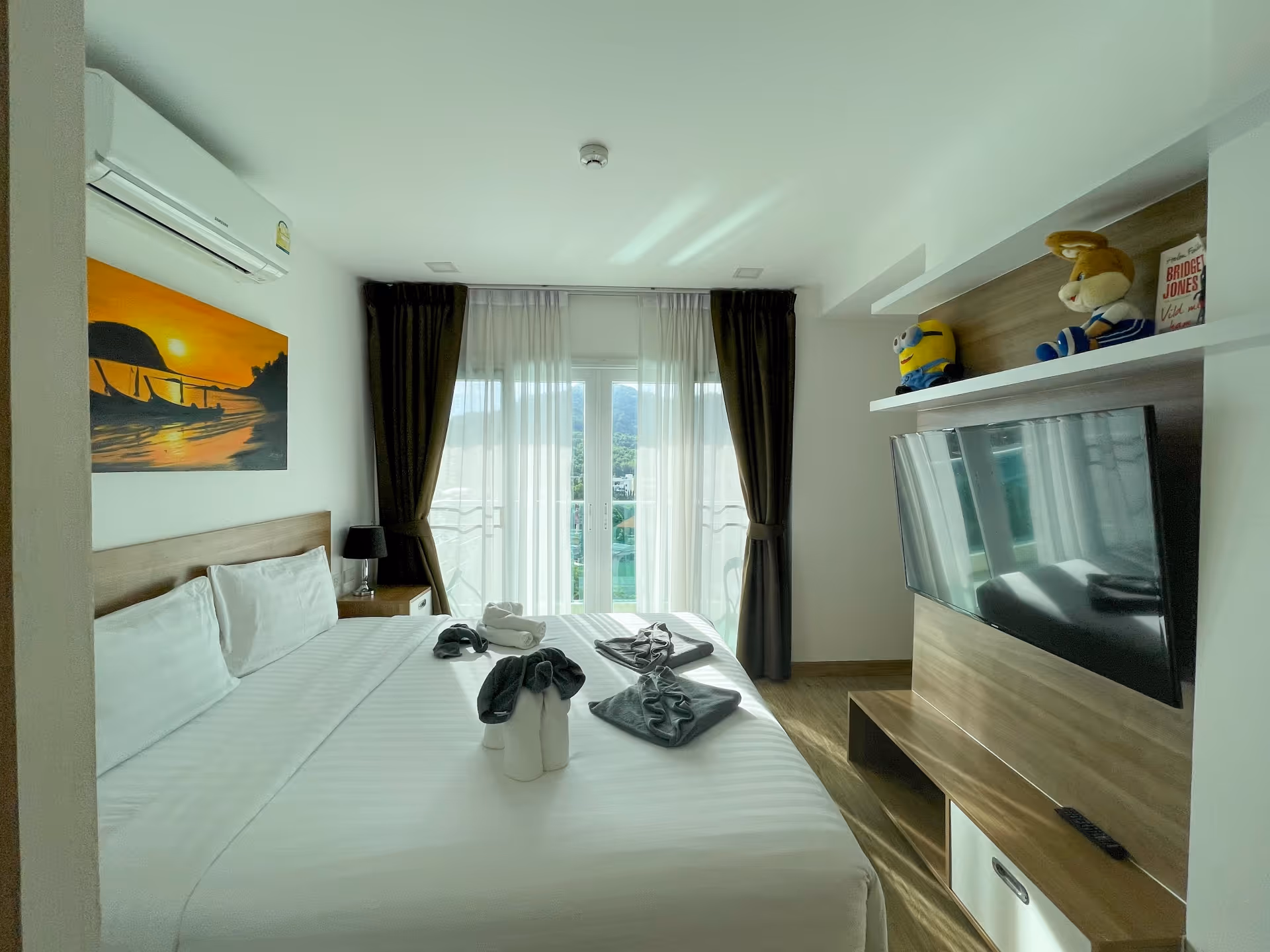 Calypso Condominium (Naiharn) 706