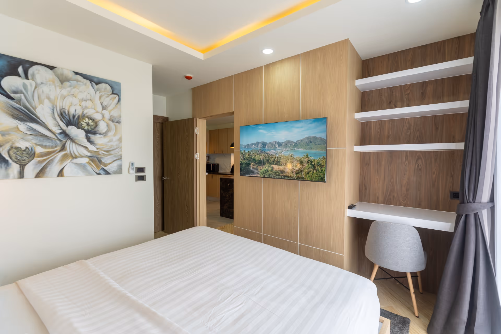 Calypso garden residences 313