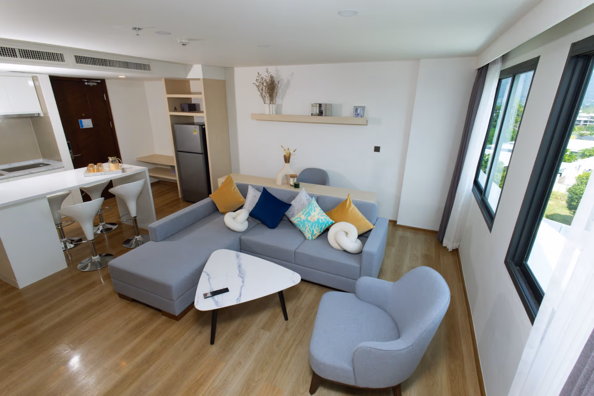 VIP Mercury Condominium S8705