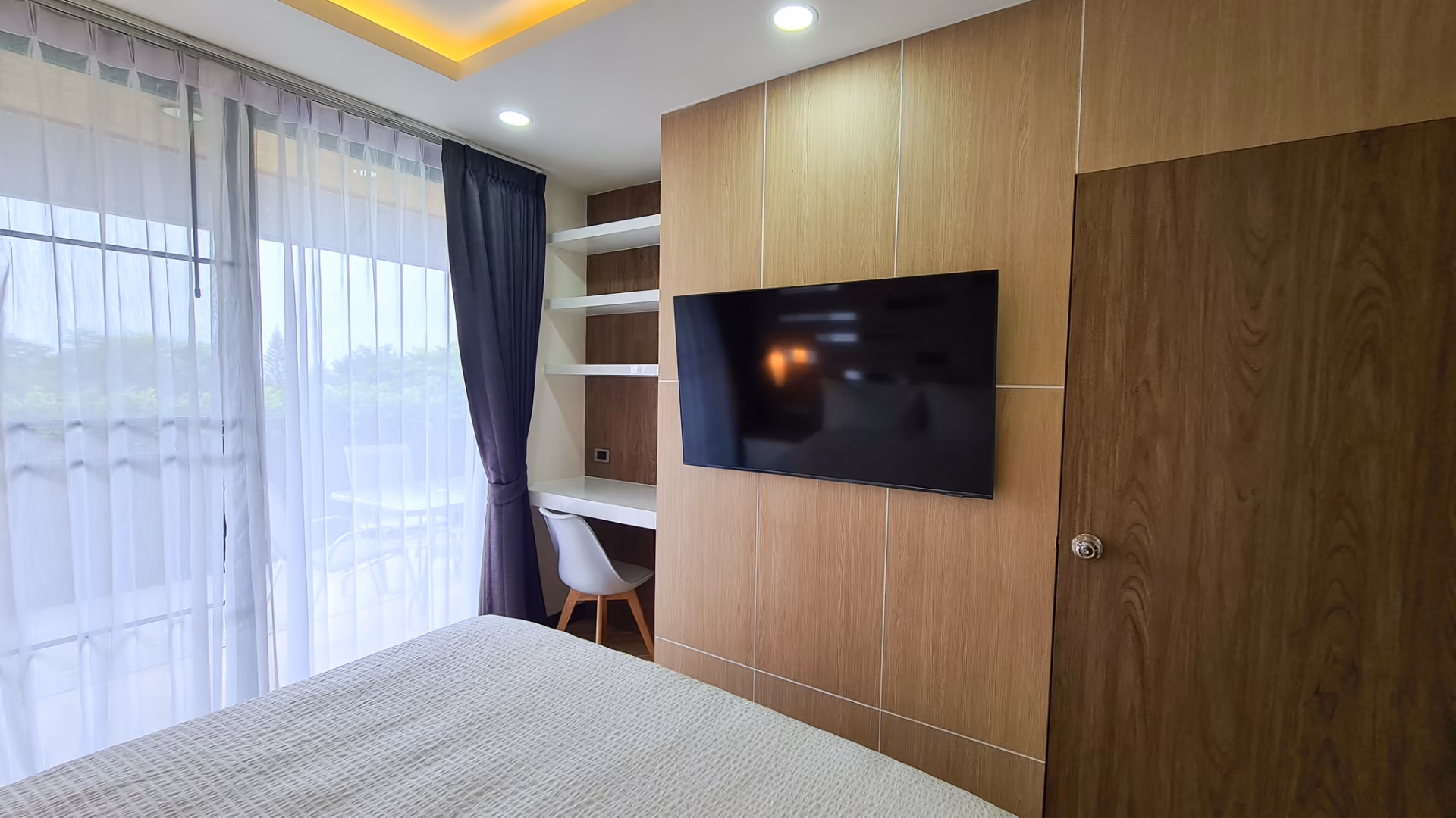 Calypso garden residences 101