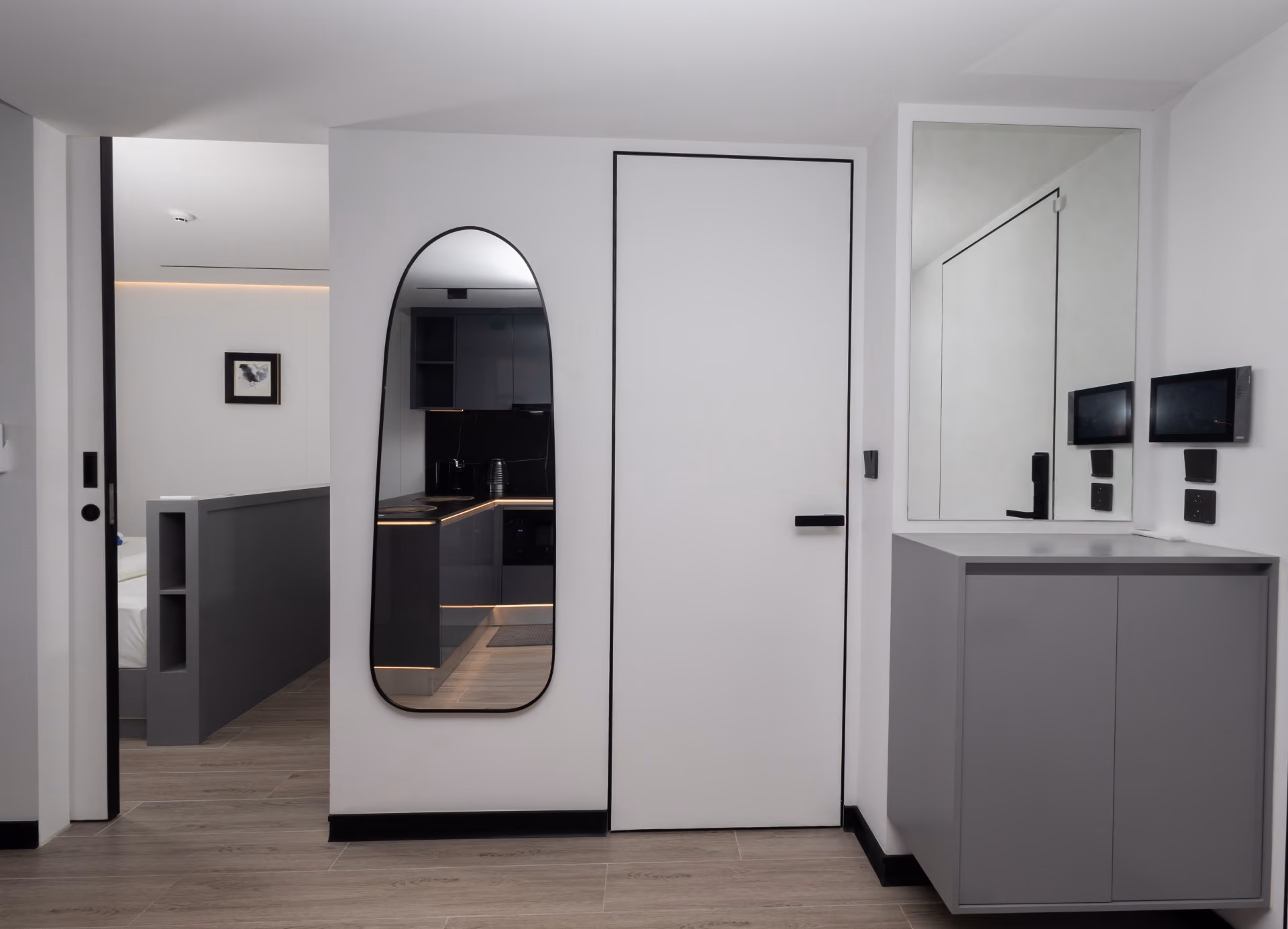 Harmony B306