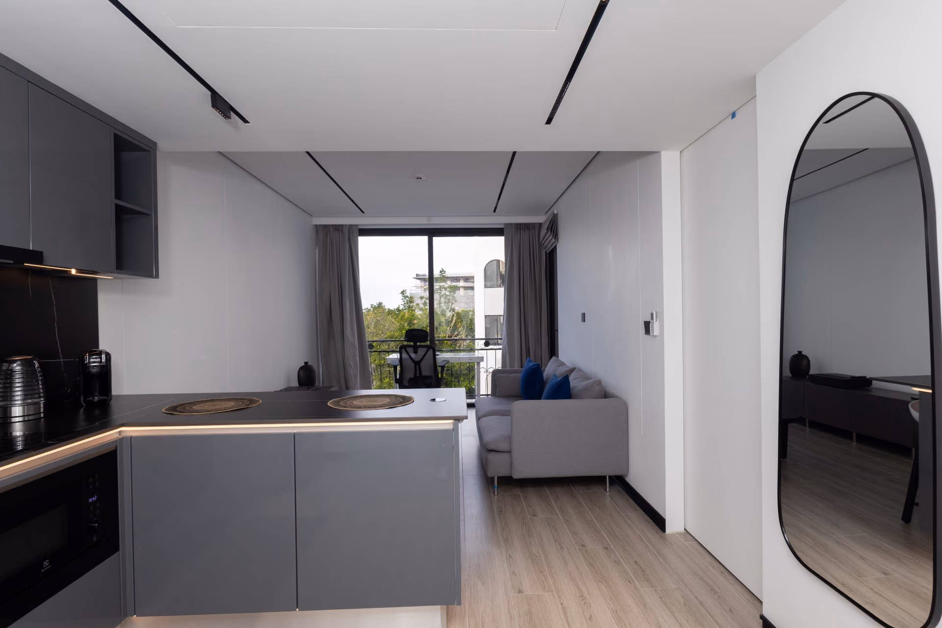 Harmony B306