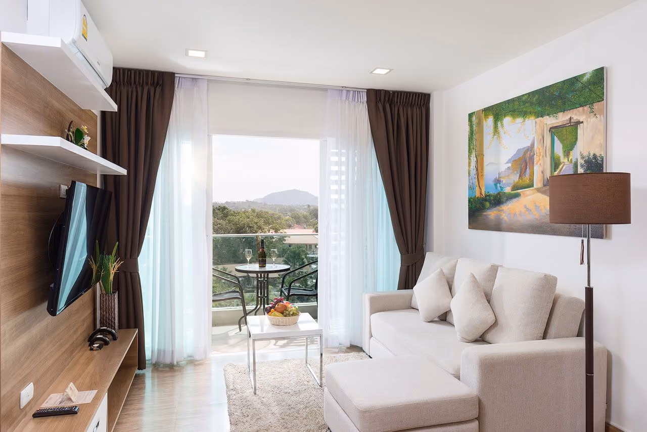 Calypso Condominium (Naiharn) 501