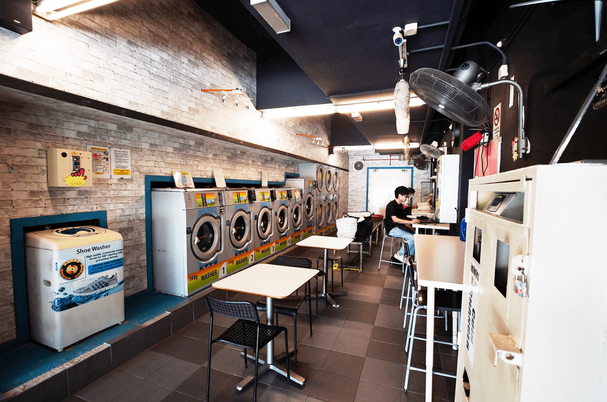 Self-service Laundry at Syopz Mall LG2