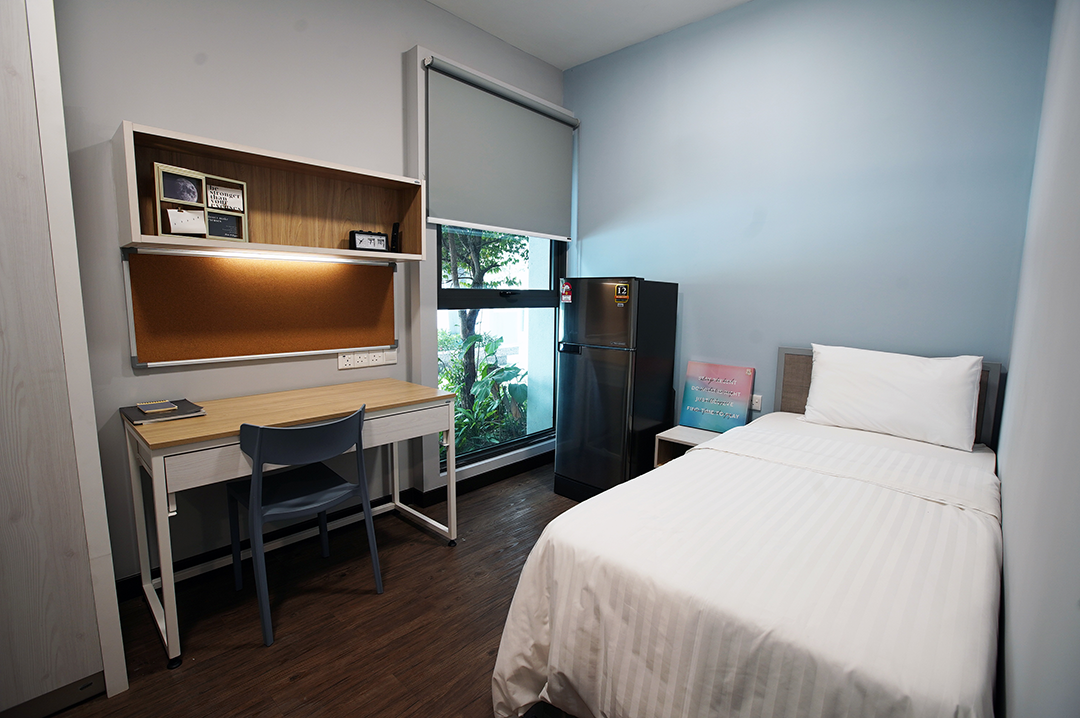 Single Room | Waterfront Residence