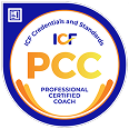 Logo ICF PCC avec le texte Professionnal Certified Coach encadré par un cercle orange et bleu.
