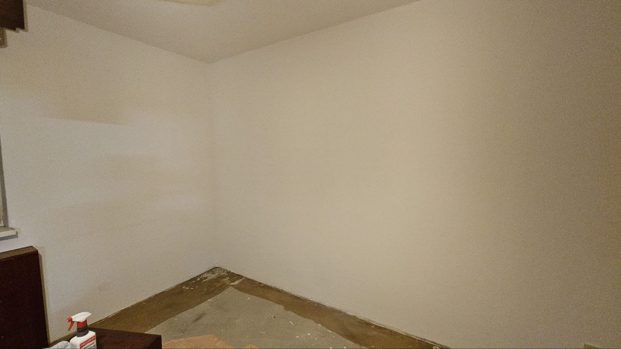 Sauberes, gereinigtes Zimmer