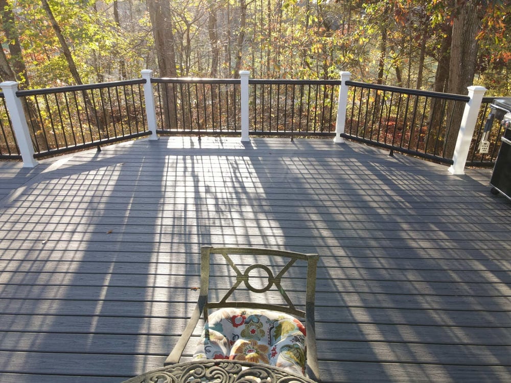 Trex composite decking on curved deck by Deckscapes of Virginia