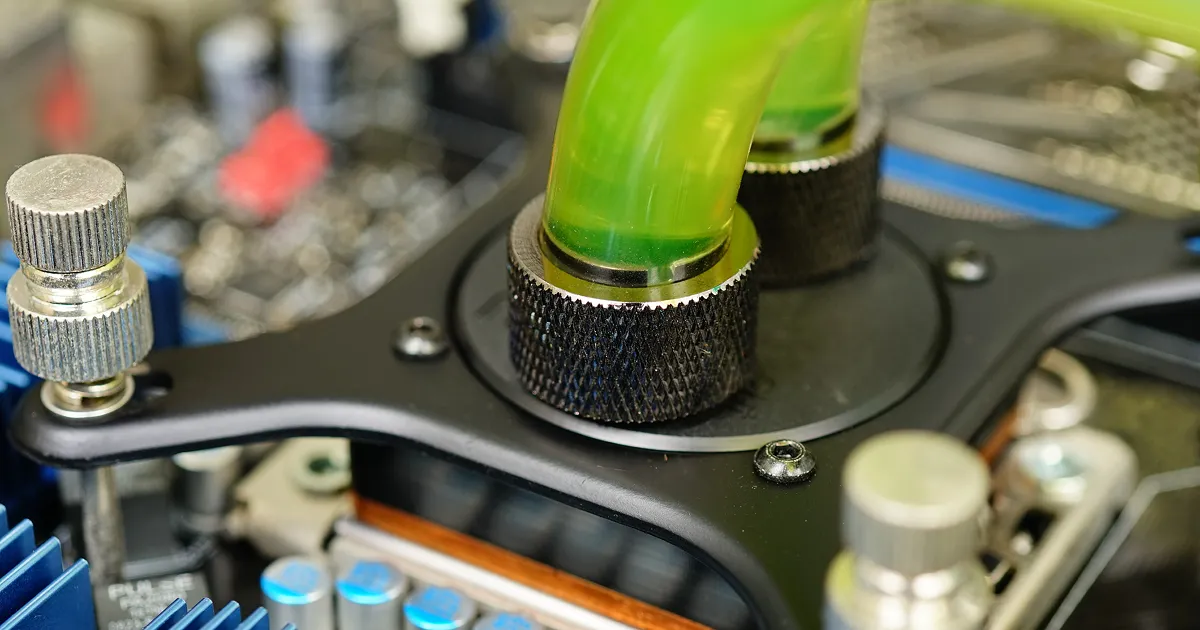 Benefits of liquid cooling for AI workloads