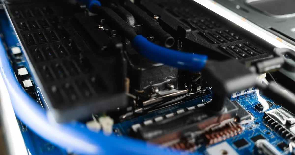 Achieving 1500W liquid cooling with Iceotope