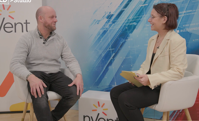 Neil Edmunds at DCD Studio - SC25