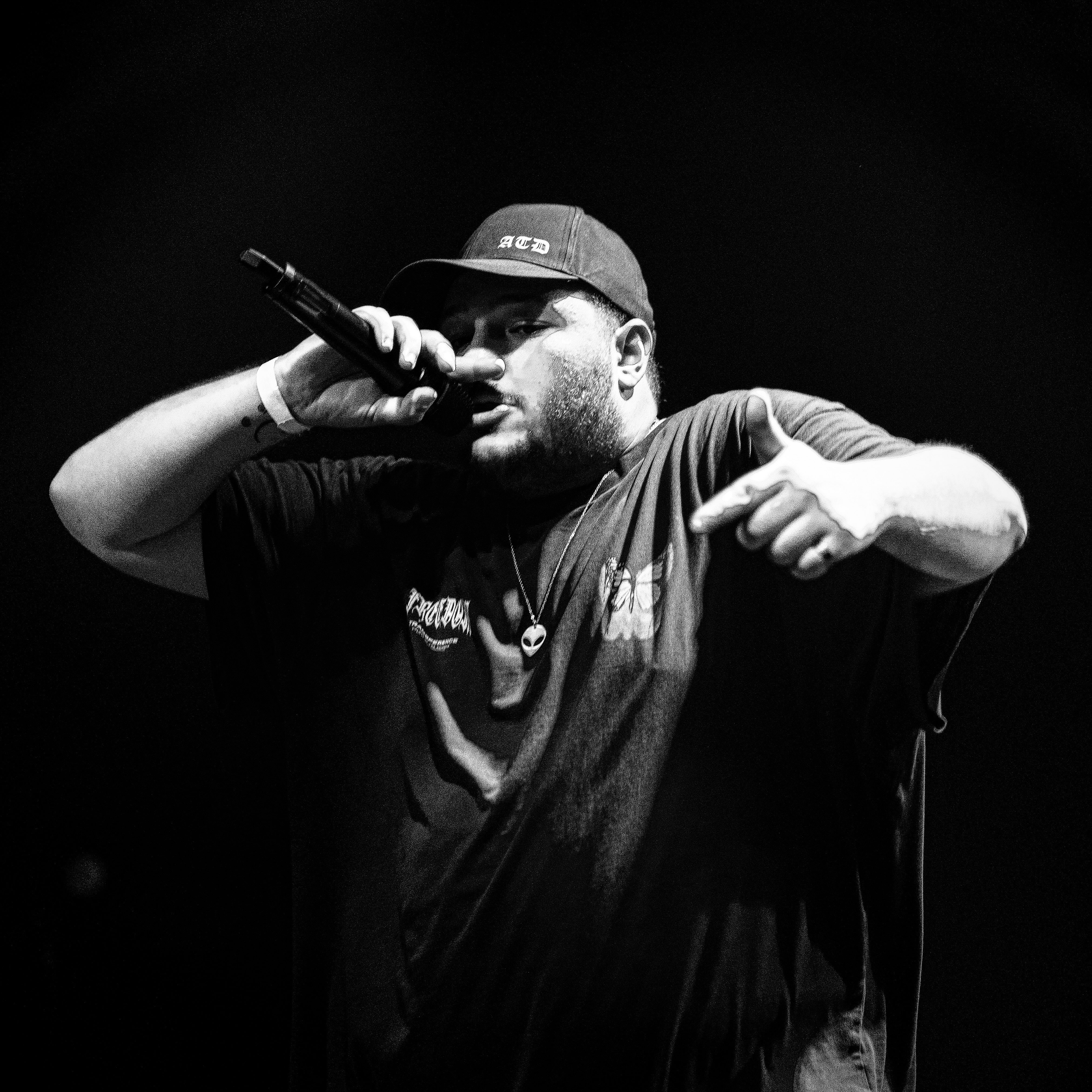 YAK Semper (Yaron Krant) - Vocalist en Rapper | Dynamic Arts