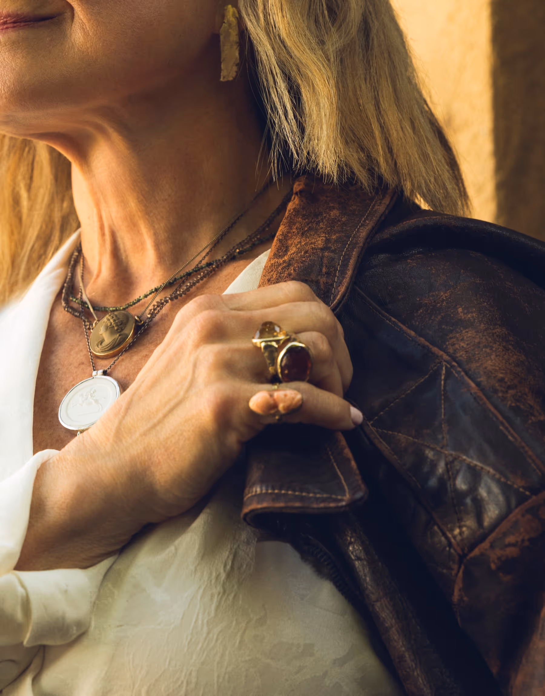 Antique Coral Cherub Ring