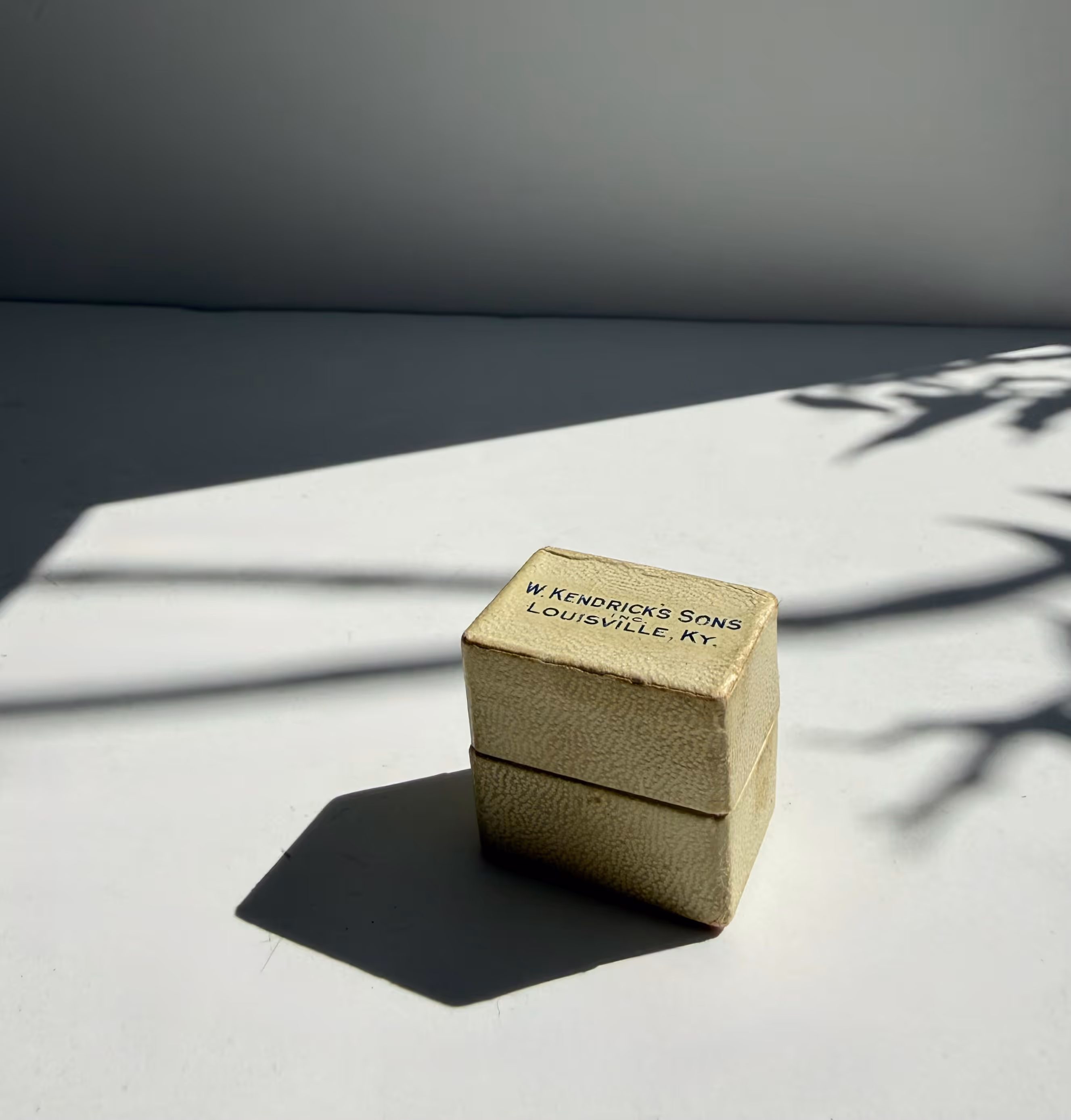 Antique Jewelry Ring Box