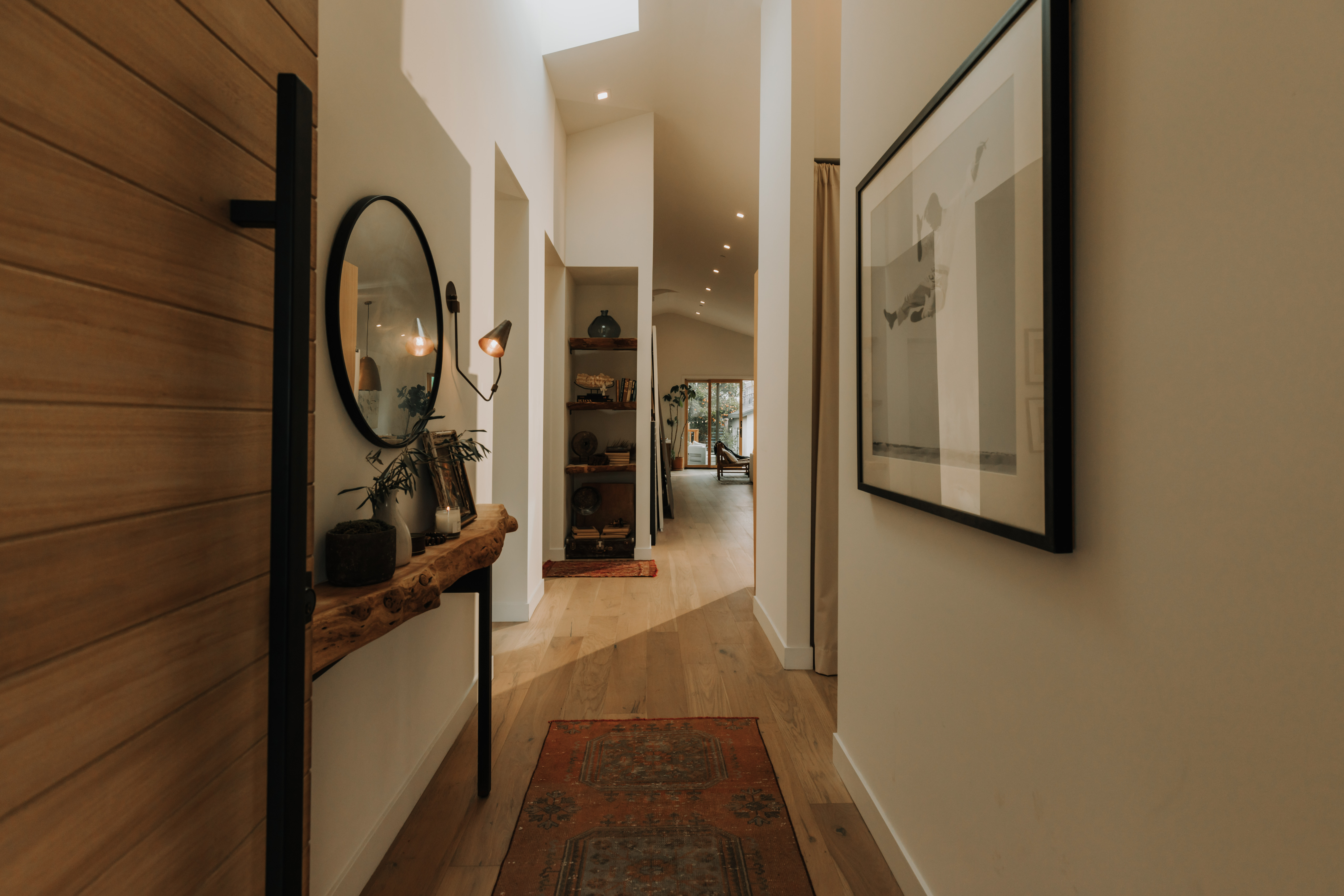 5136 S Victoria Avenue, Los Angeles