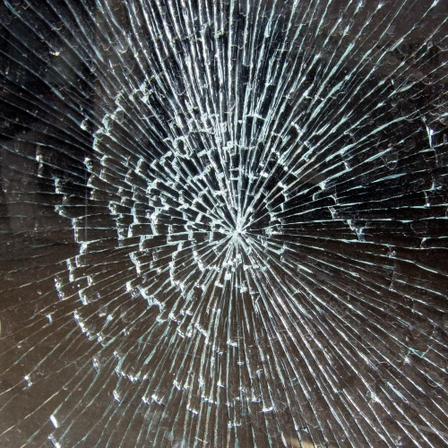 Láminas de seguridad instaladas en vidrio por Hausen en Quito