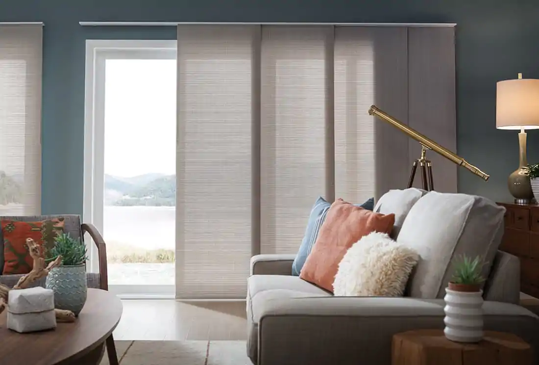 Cortinas paneladas Hausen, fotografía de instalación 2