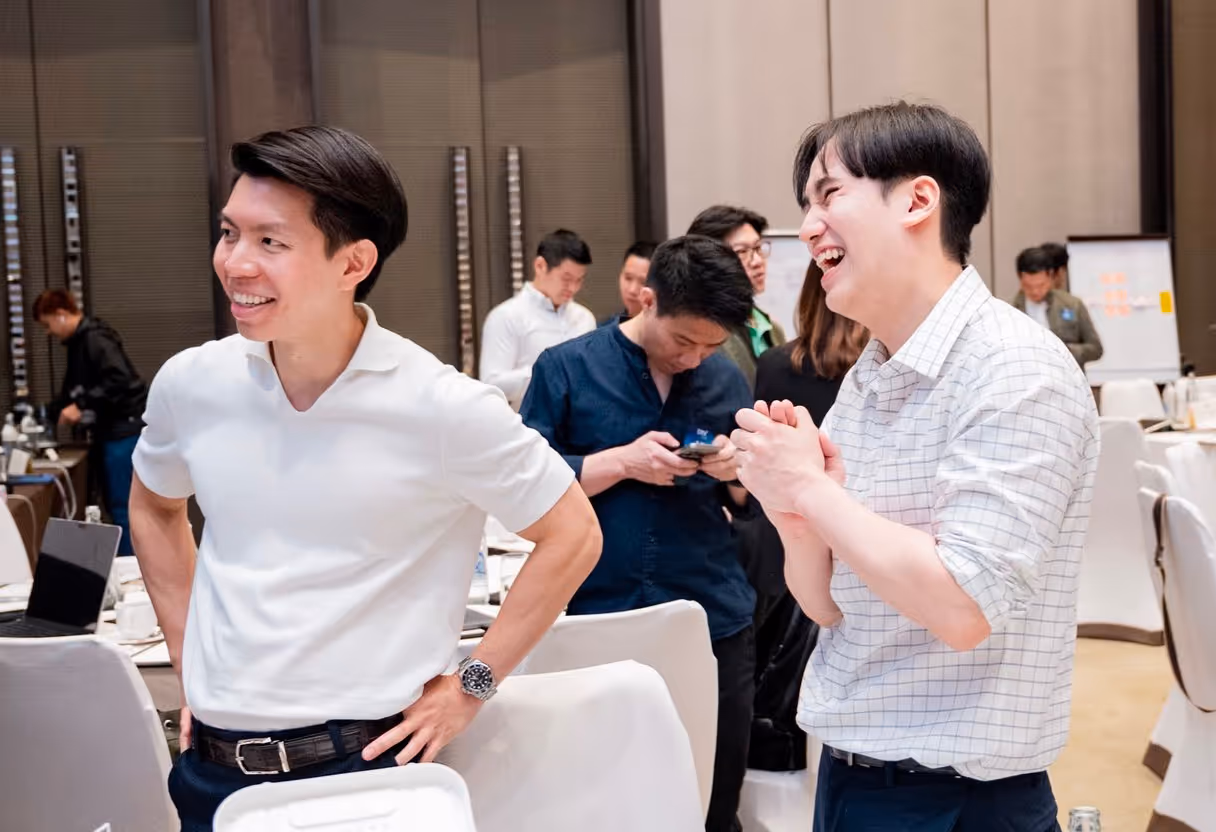 image of diverse team collaborating on ai