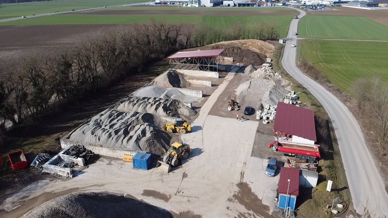 Drohnenaufnahme Recyclinghof Ettikon