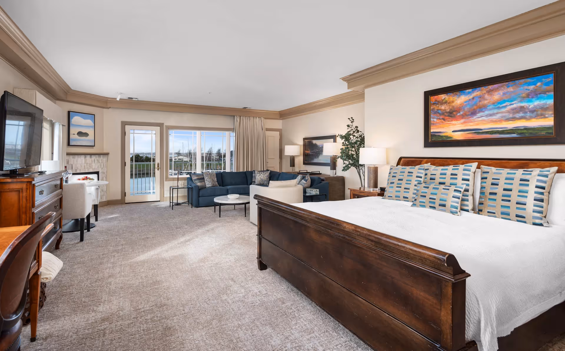 Room Img