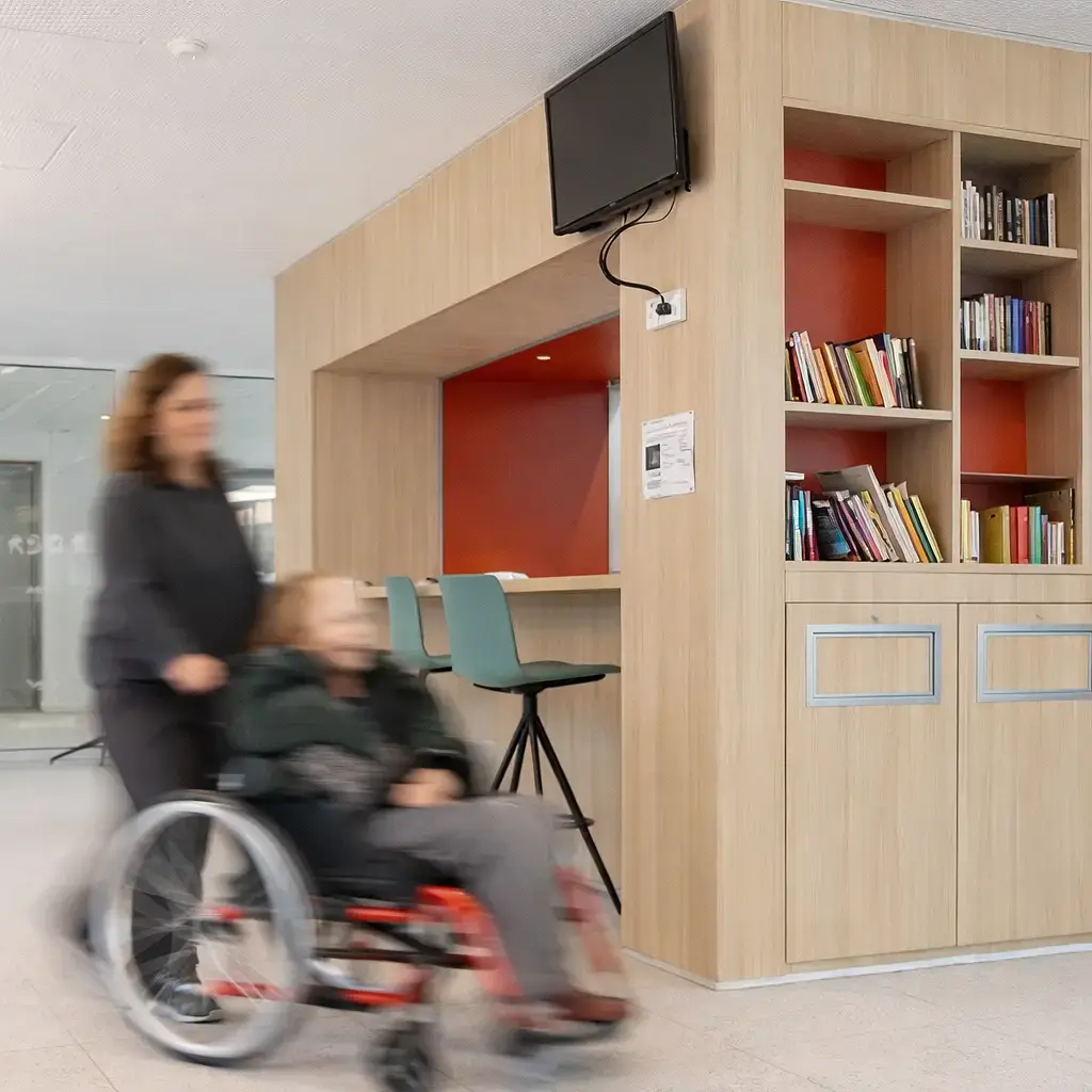 Institut à Marseille — menuiseries intérieures Les Ateliers de Reims