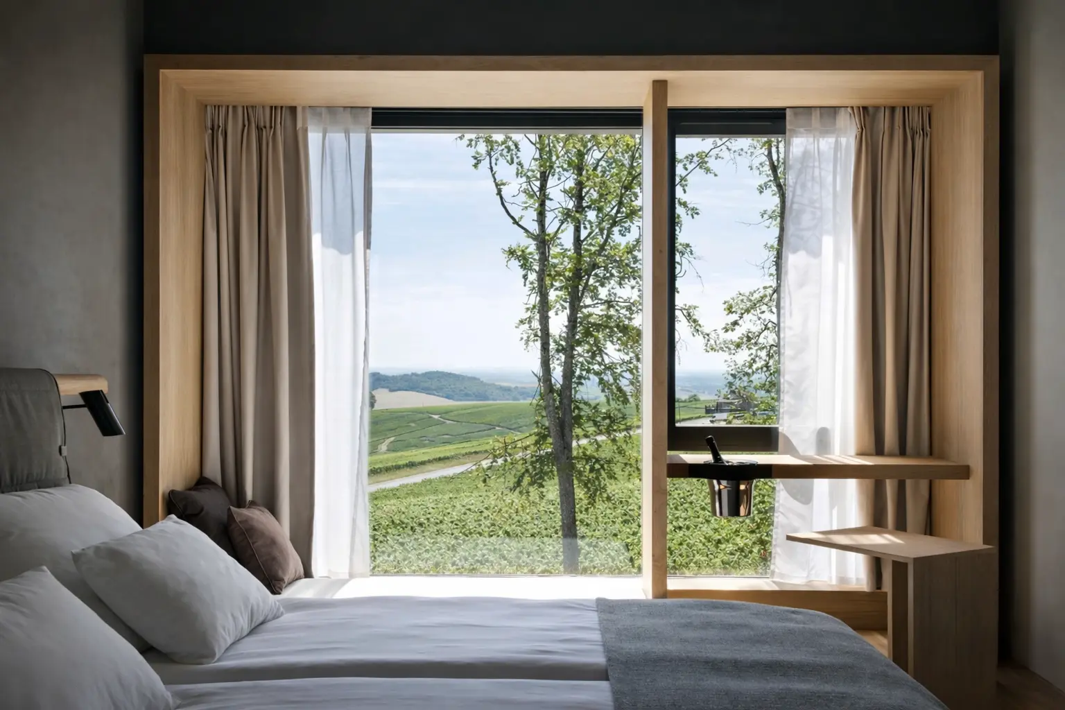 Menuiseries intérieures Hôtel Loisium Champagne, Mutigny — Les Ateliers de Reims