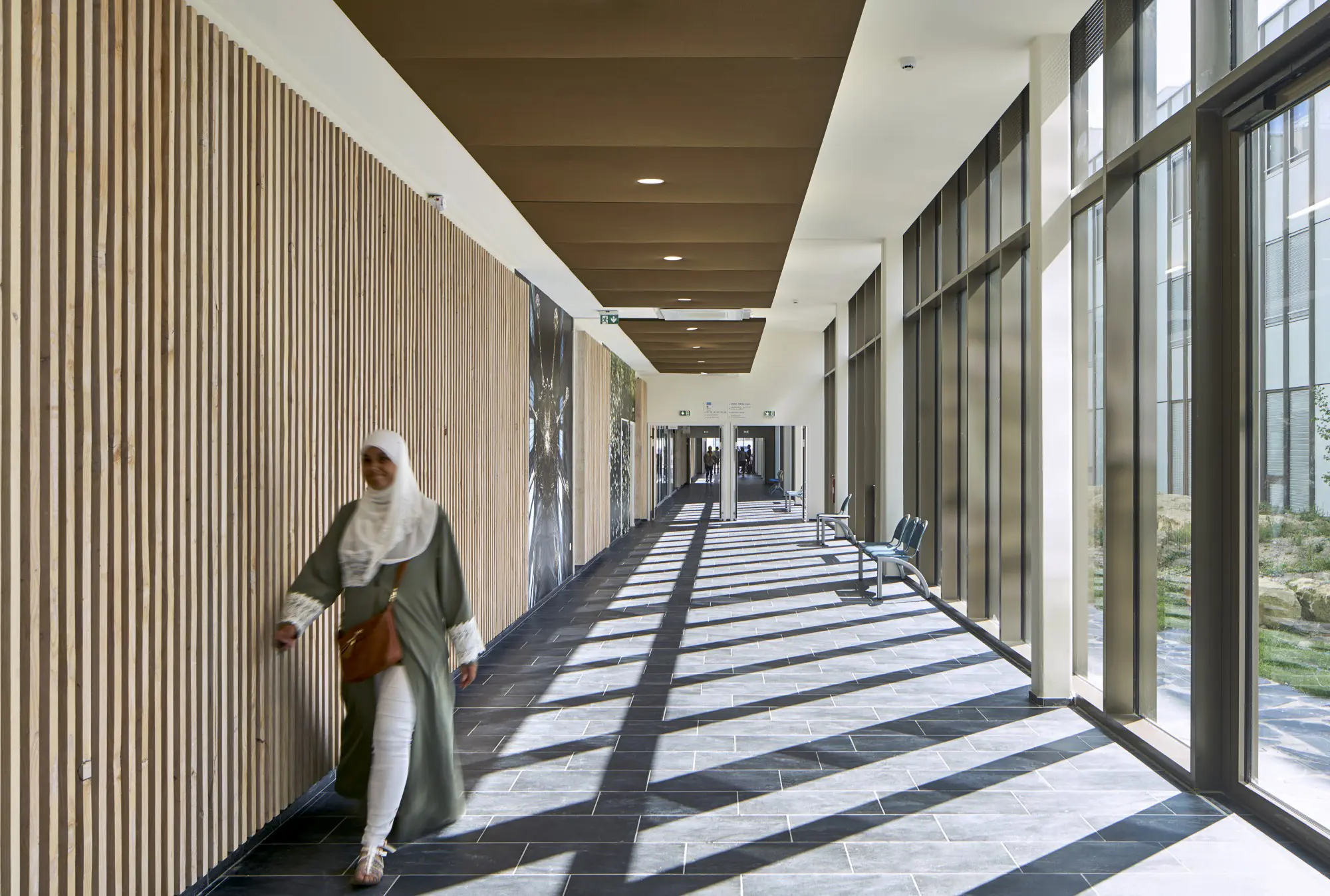 Menuiseries intérieures Clinique Courlancy, Reims — Les Ateliers de Reims