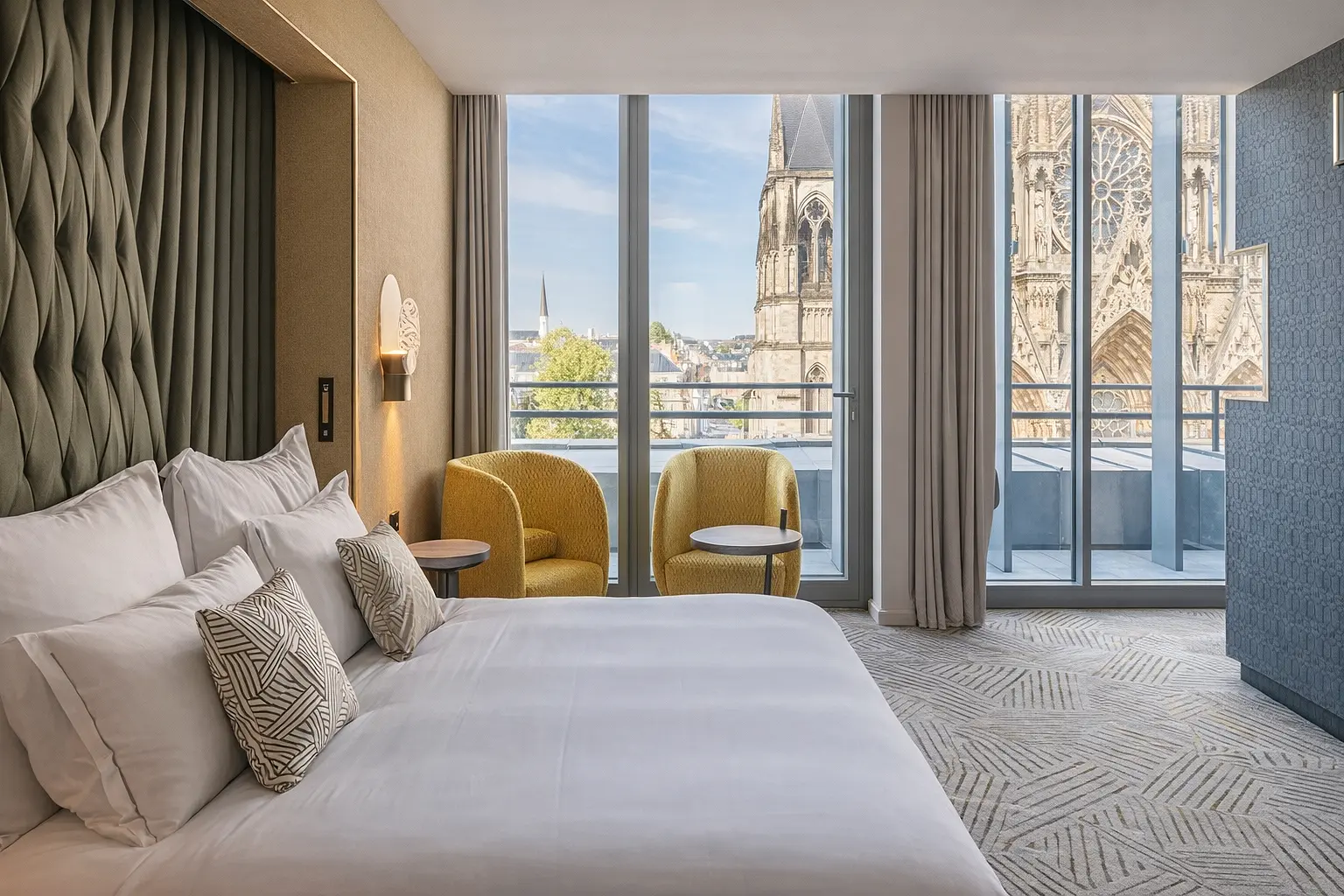 Menuiseries intérieures Hôtel La Caserne Chanzy, Reims — Les Ateliers de Reims