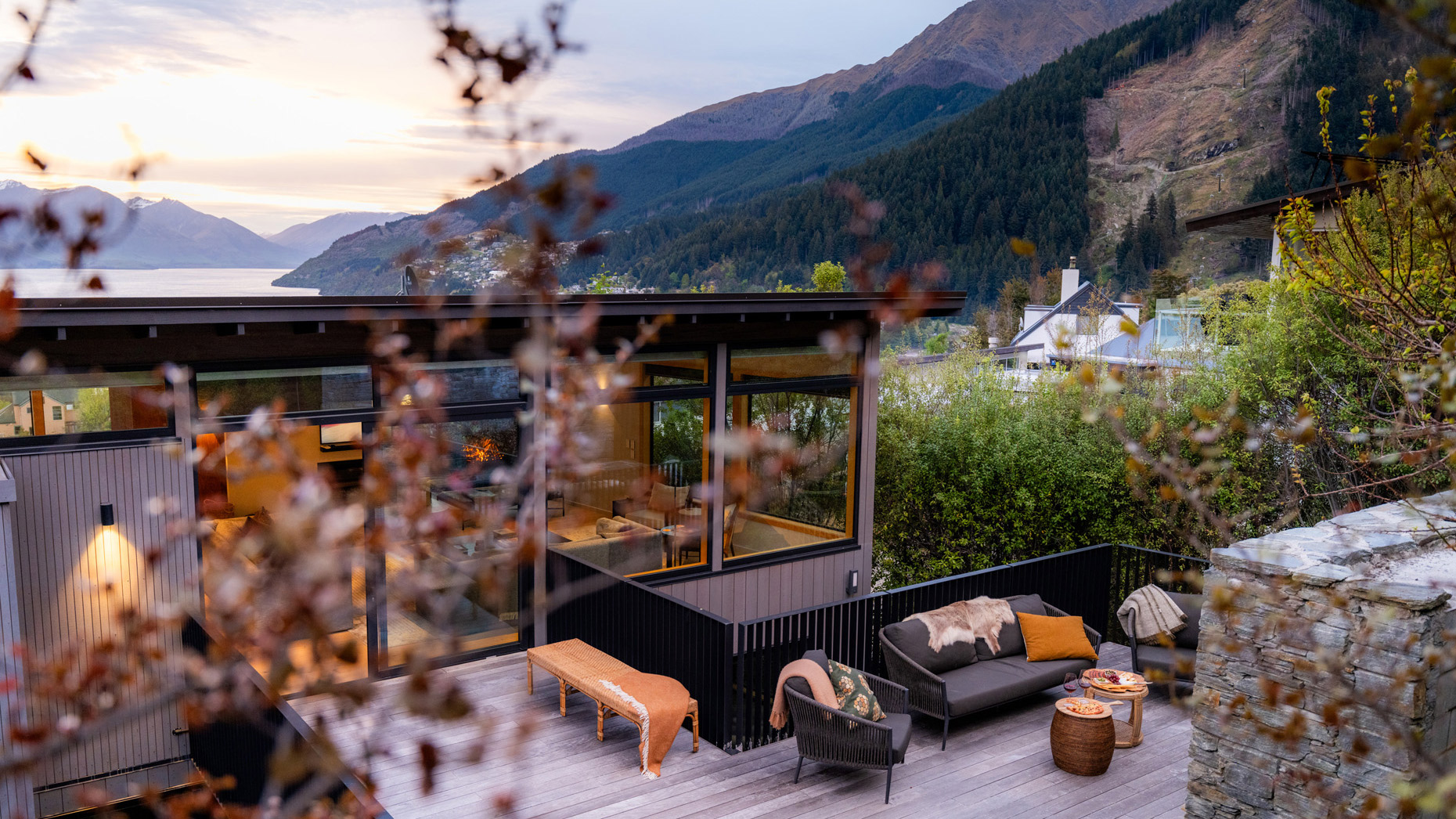 Commercial property photography, house in Queenstown NZ