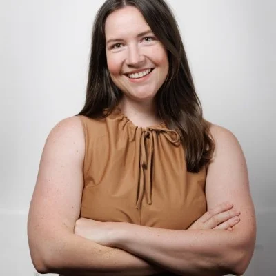 image of collaborative meeting (for a consulting firm)