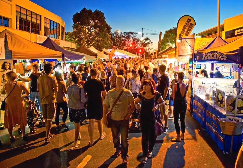 [digital project] image of mobile recording setup (for a music studio)