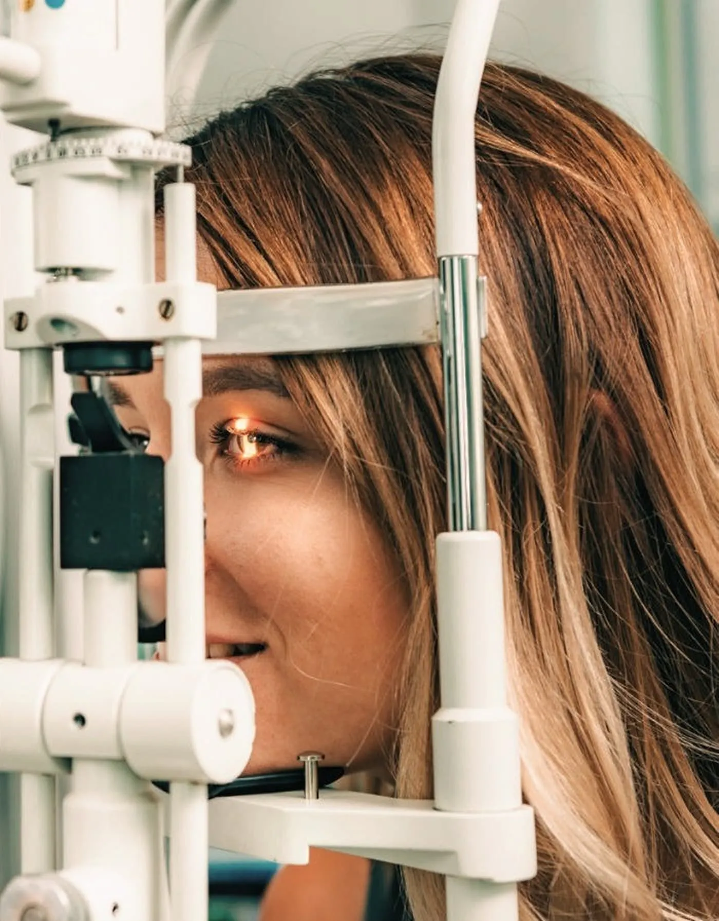 Eye examinations at Gill Opticians in Leigh