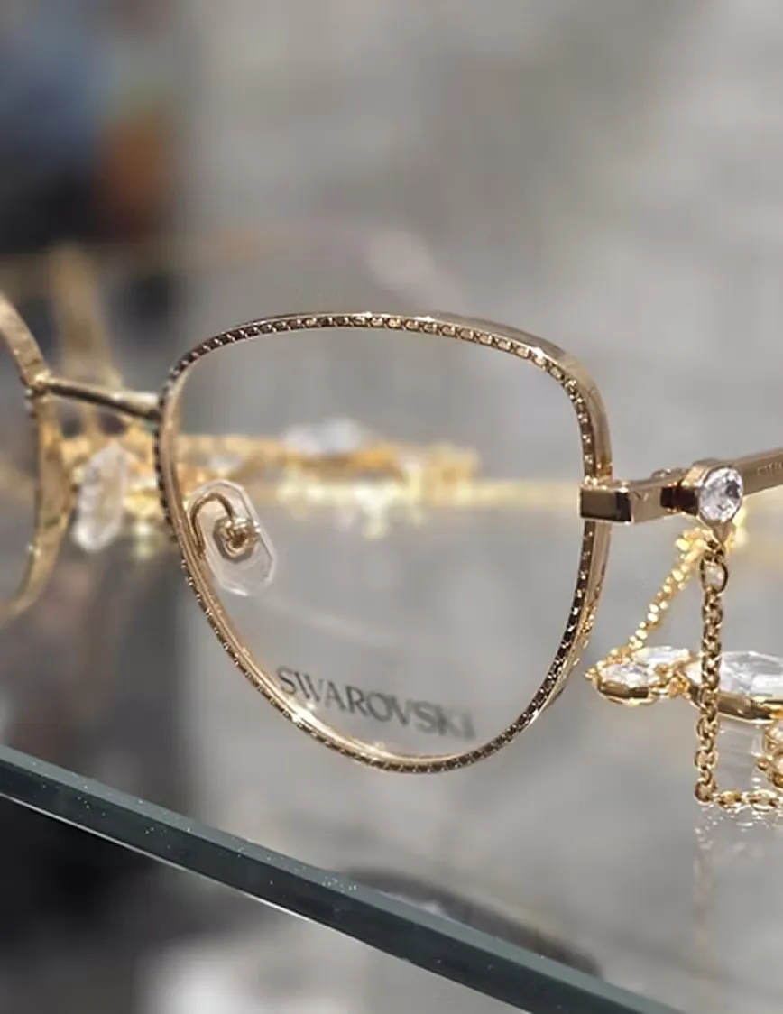 Gill Opticians home page hero slide