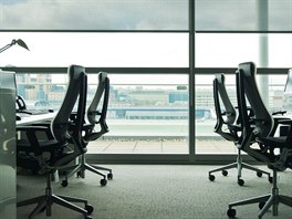 Během pandemie se vylidnila spousta kanceláří, lidé odešli pracovat domů.