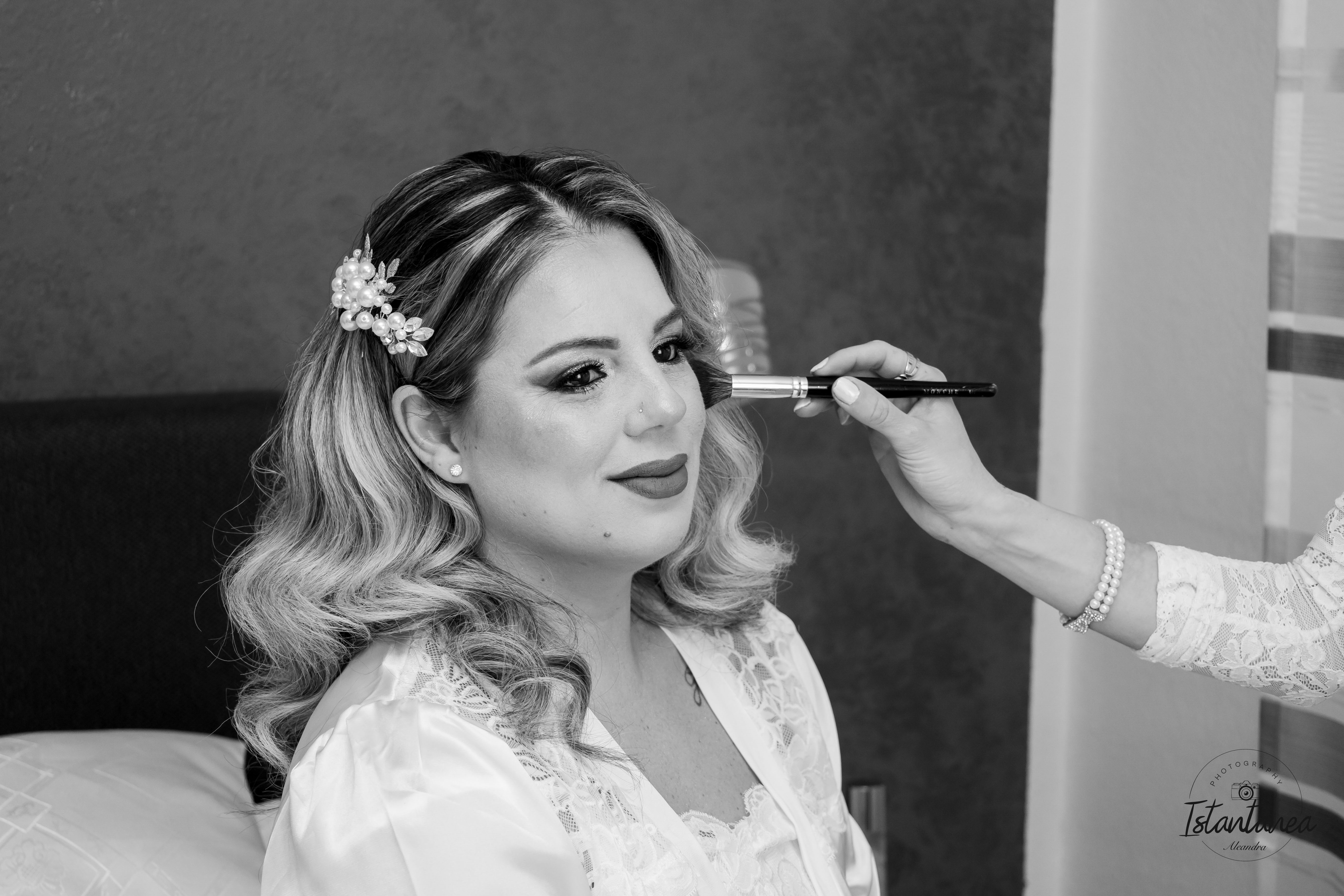 image of audience enjoying entertainment