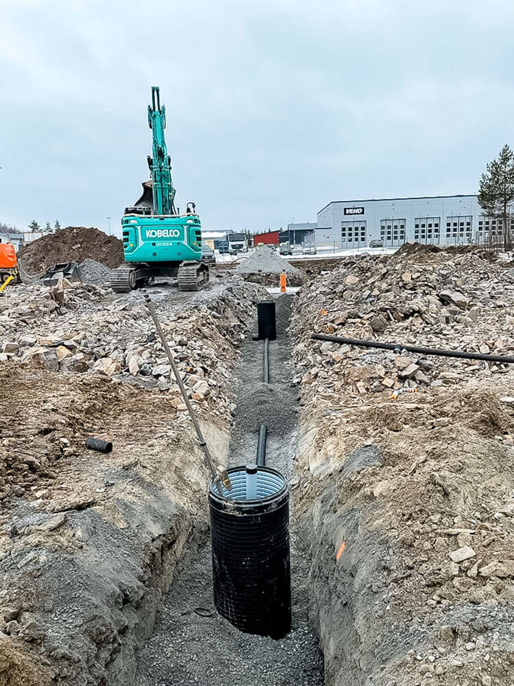 Maanrakentaminen - sadevesiviemäröinti - Maralex Oy