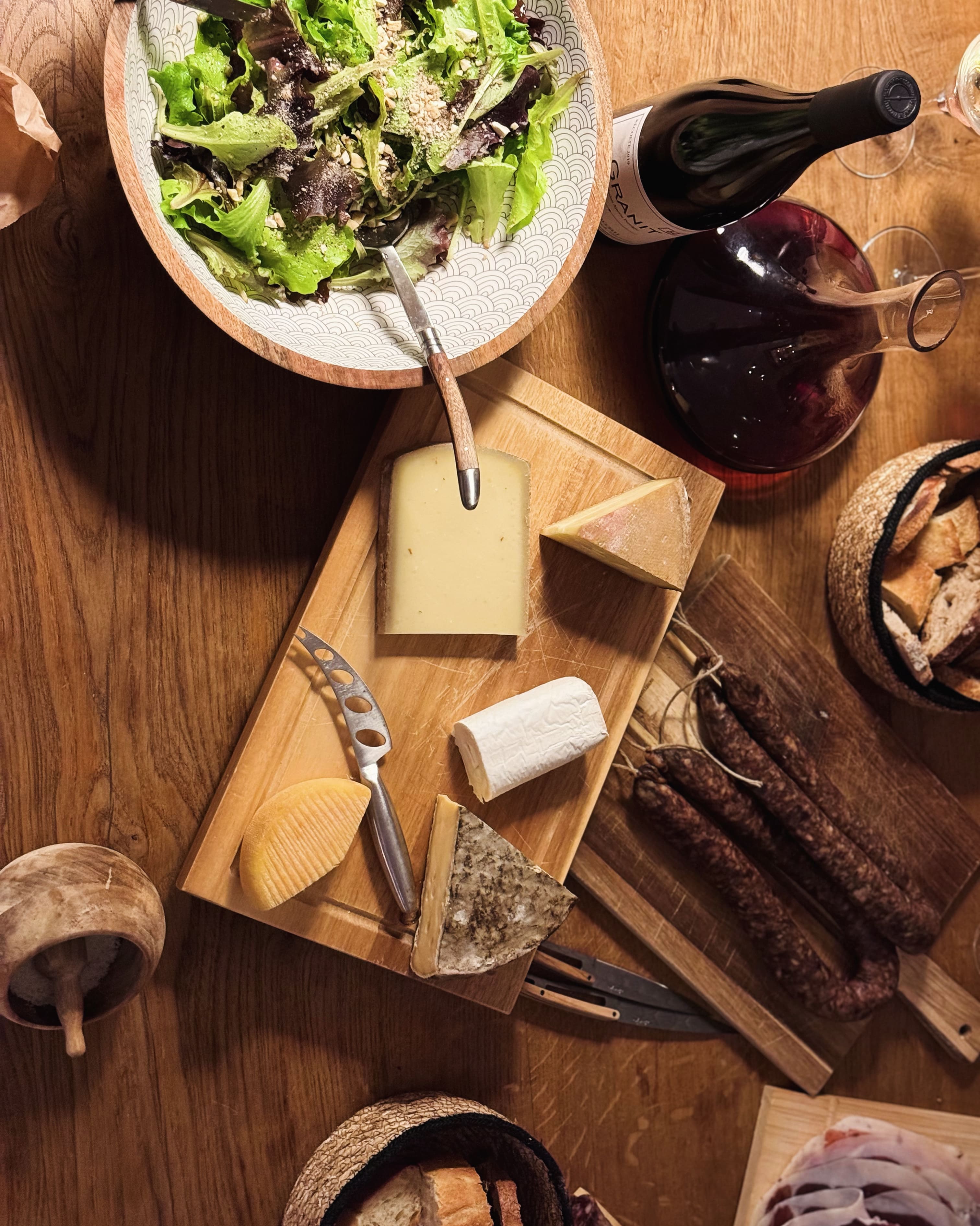 Table gastronomique, produits corses, saveurs méditerranéennes