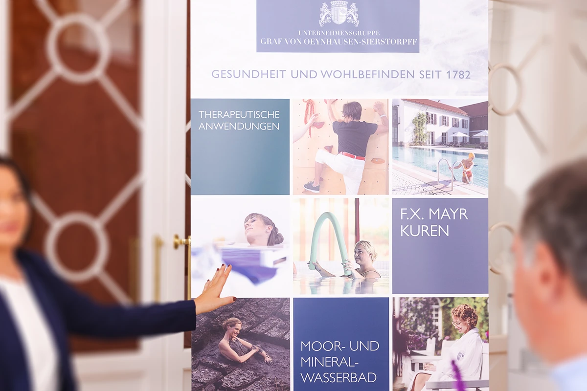 Gestaltung von Logo und Printmaterial für medizinische Praxis